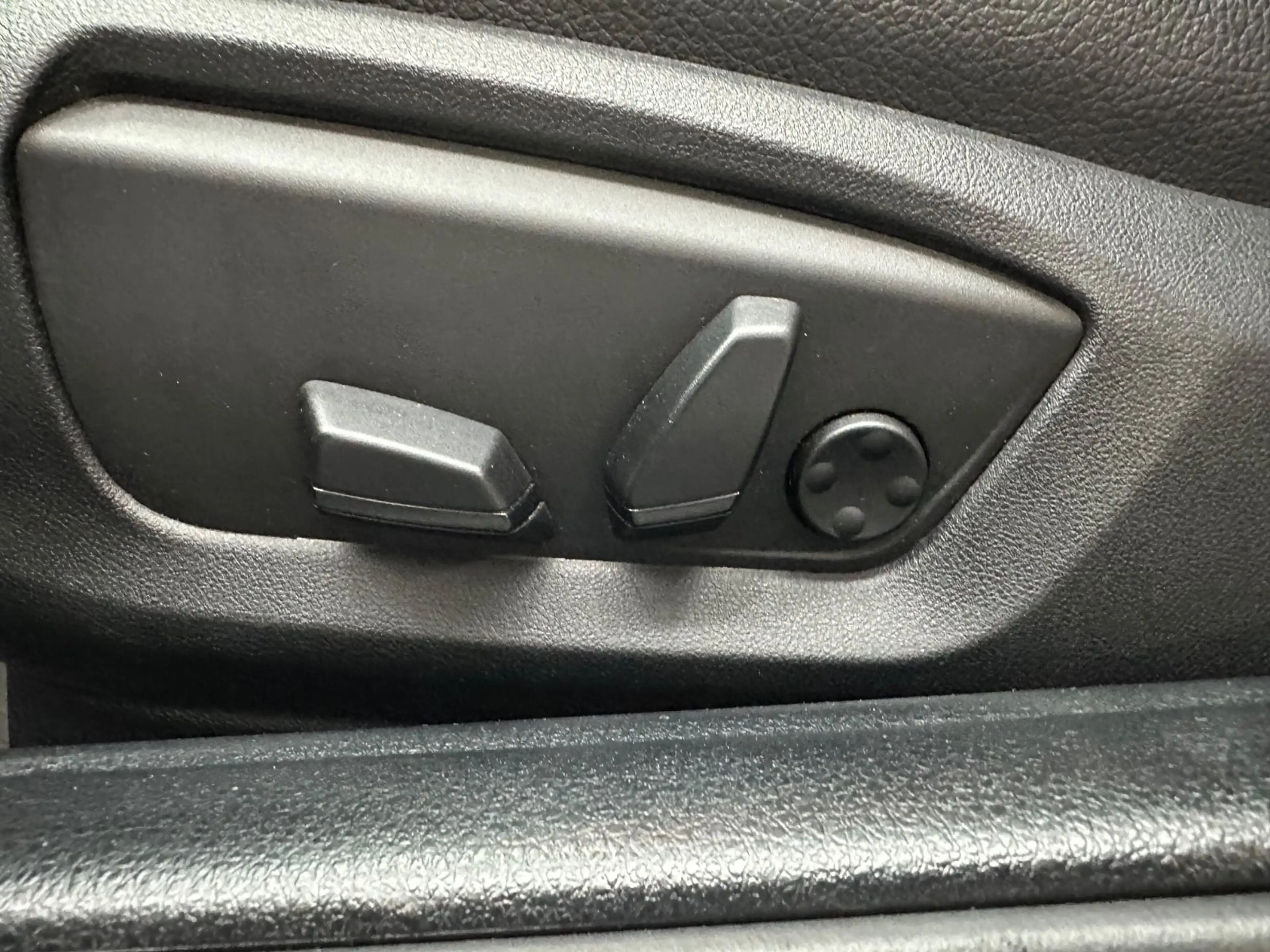 BMW 528 i xDrive/ Schiebedach/ Head up/ Leder — photo 14