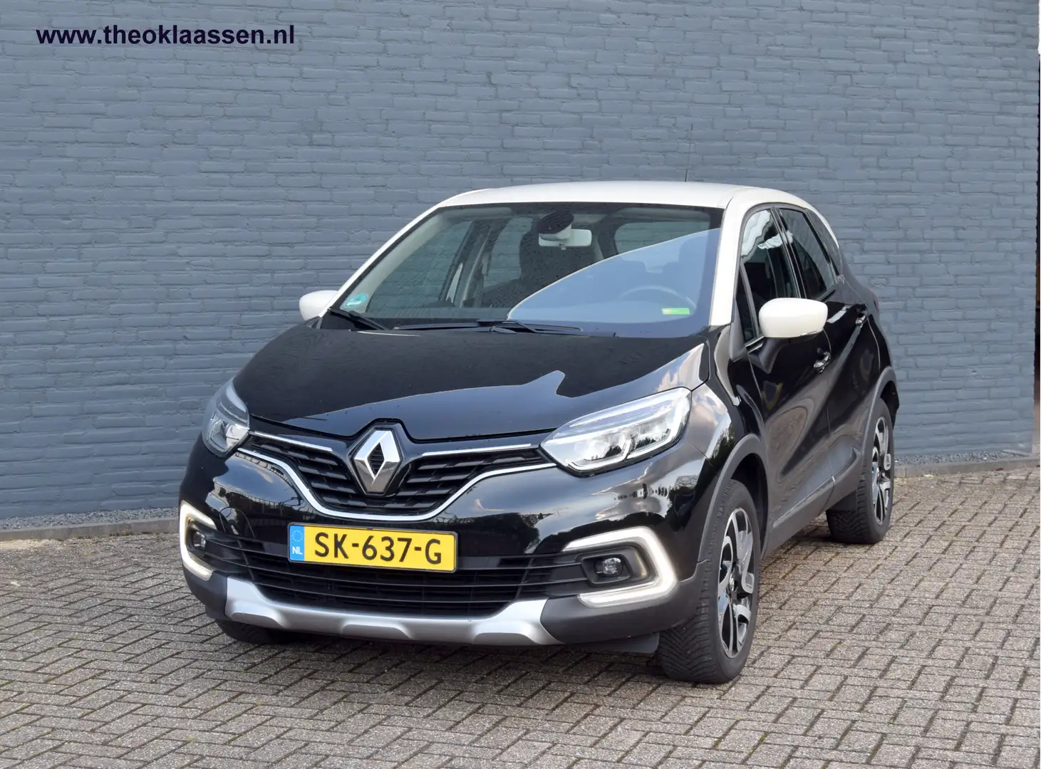 Renault Captur 0.9 TCe Intens Afn. Trekhaak Apple Carplay Zwart - 2