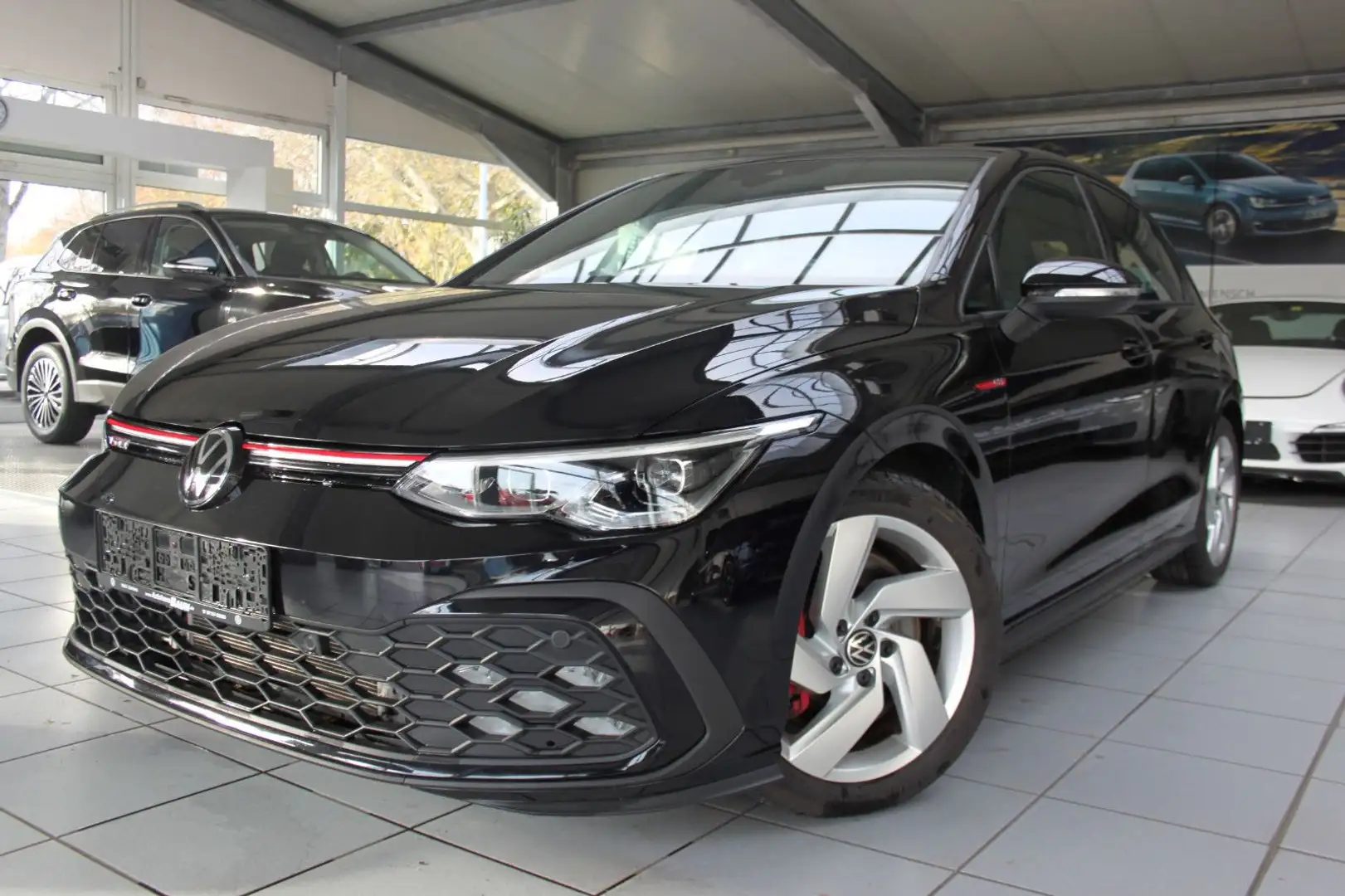 Volkswagen Golf VIII Lim/GTI/DSG/LED+/ALU17"/NAVI/ACC/PDC/S Negro - 2