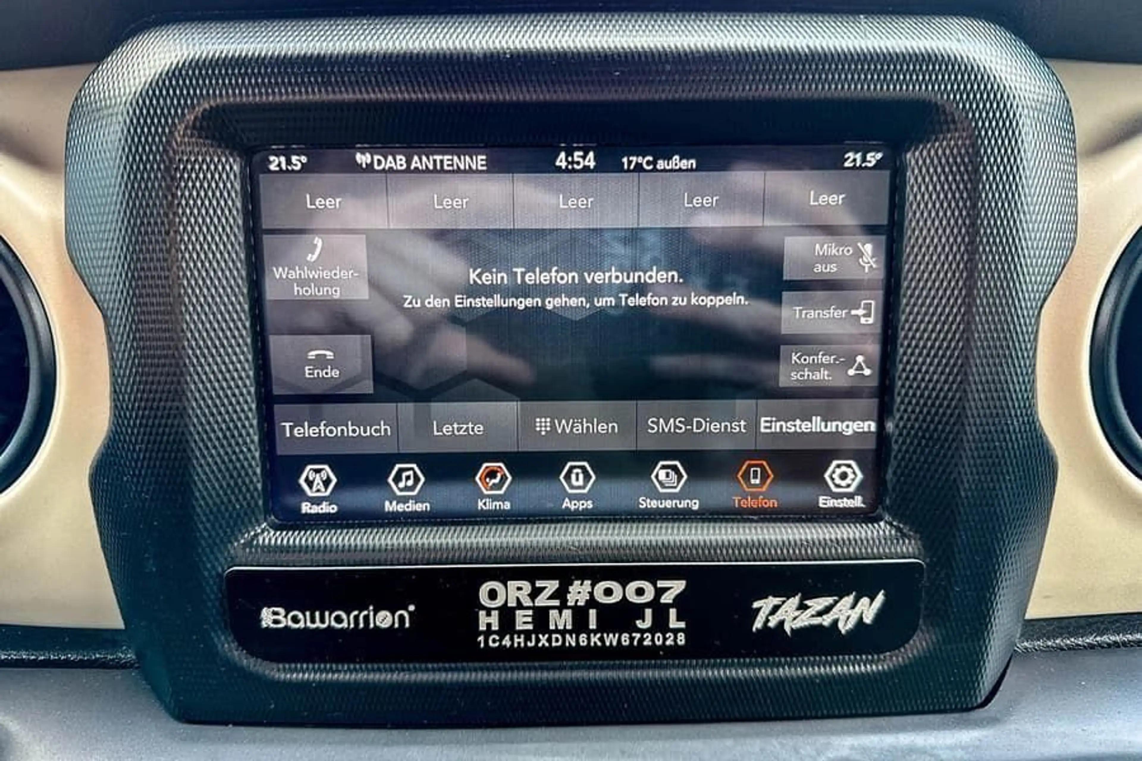 Jeep Wrangler Unlimited ORZ Typ Bawarrion 6,4Liter V8 — photo 13
