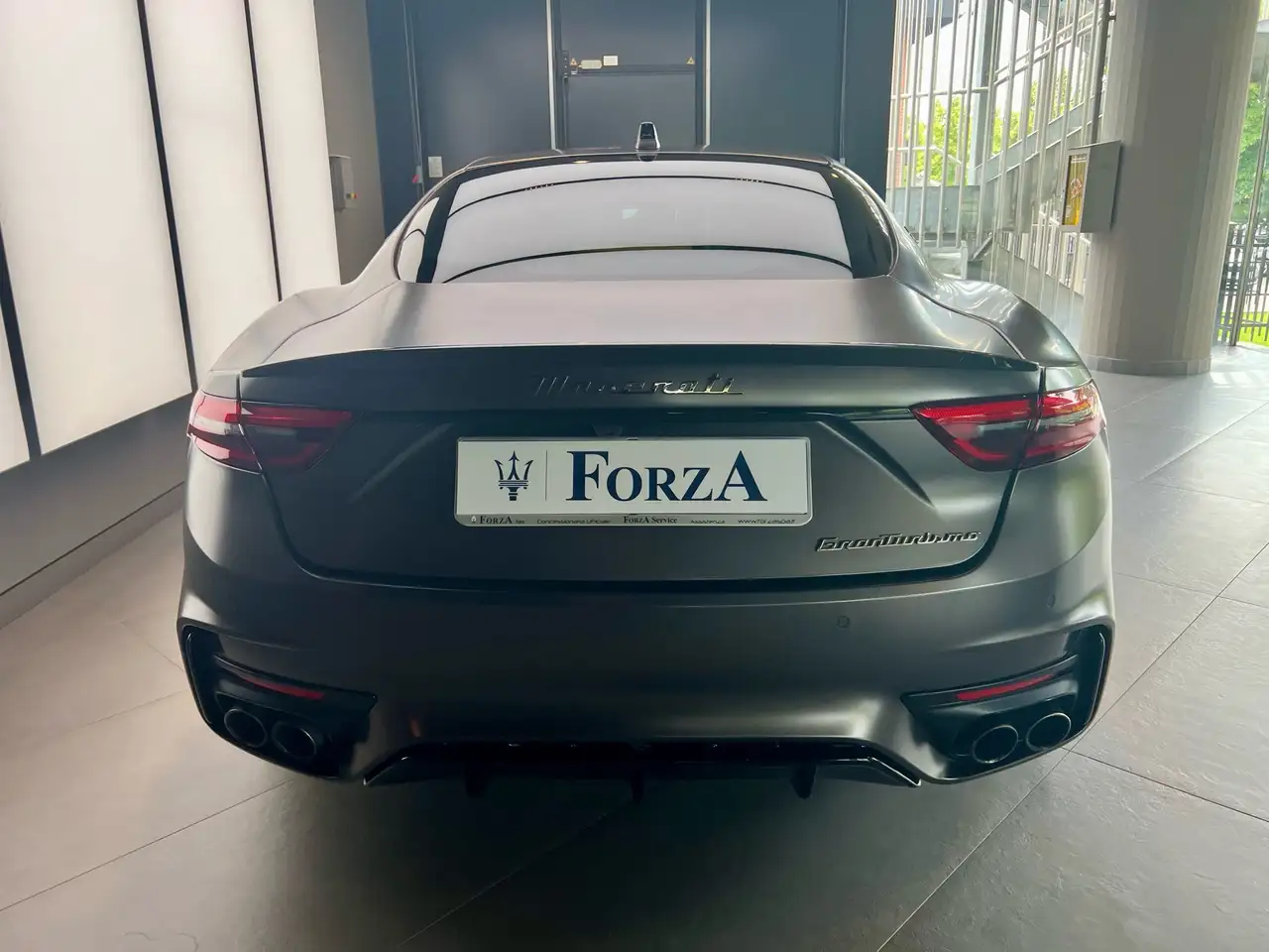 Maserati GranTurismo 2023 — фото 7