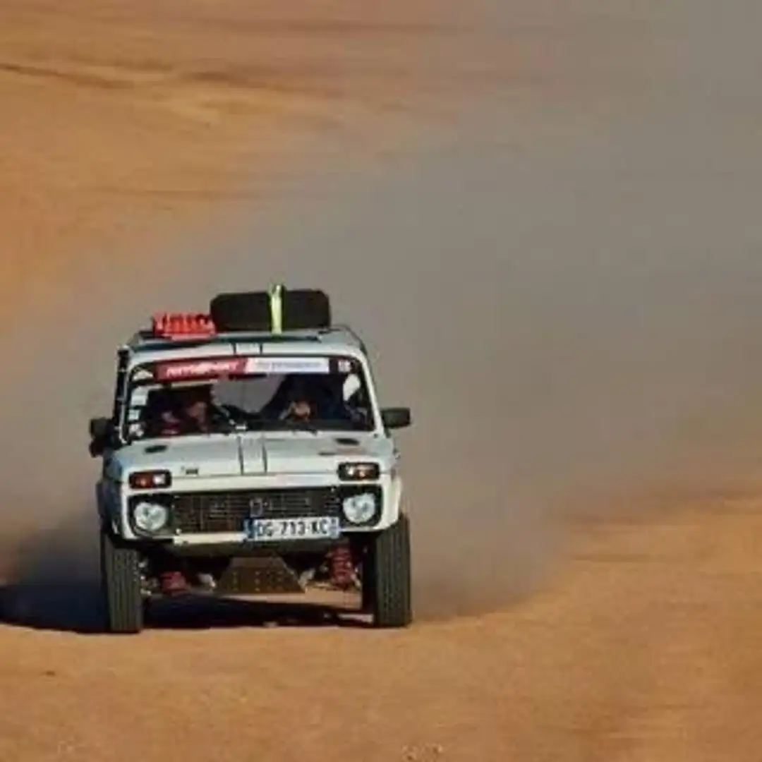 Lada Niva 1.6 Rallye Raid - 1