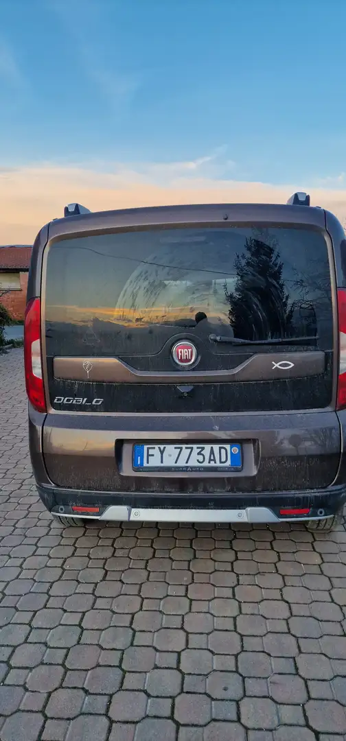 Fiat Doblo Doblo 1.6 mjt Trekking 120cv Hnědá - 2