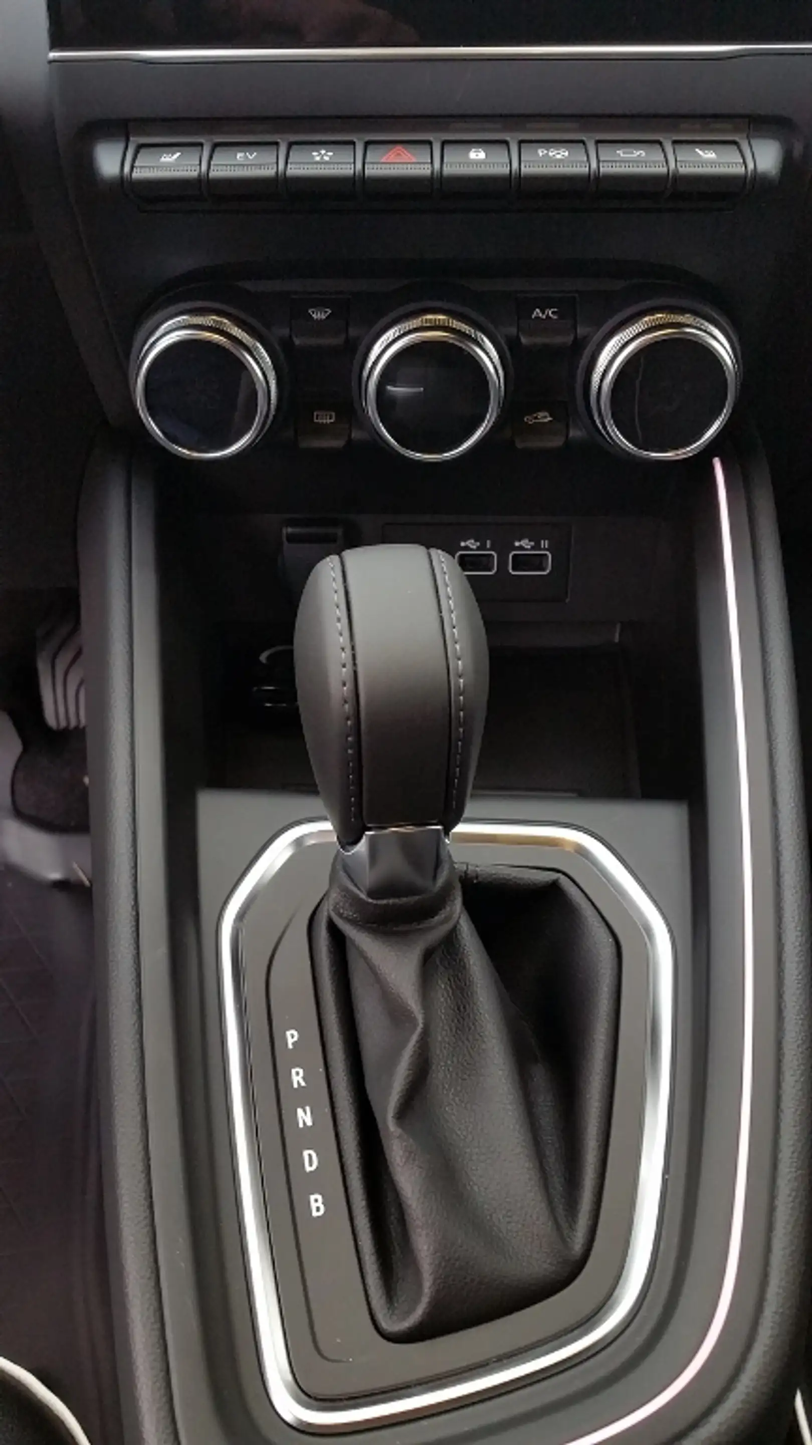 Mitsubishi Colt TOP 1.6 Hybrid — photo 13