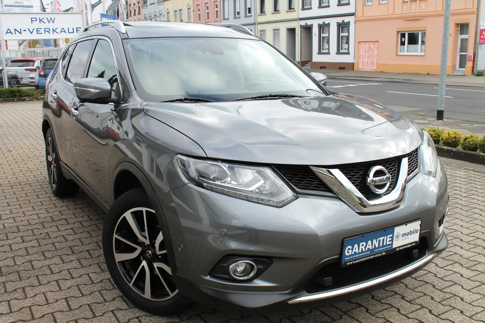 Nissan X-Trail 1.6 DIG-T Tekna *Pano*LED*Navi*Leder* Grau - 2