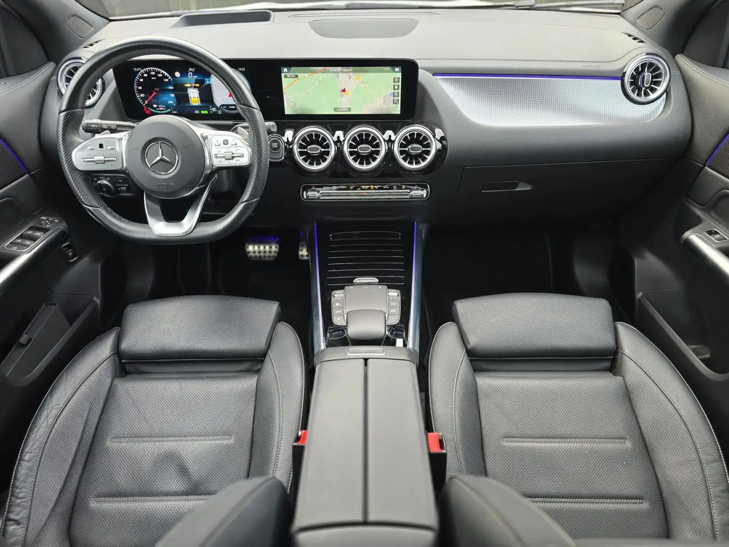 Mercedes-Benz EQA 300 4MATIC| 1e eigenaar| Vol opties| Dealer o.h - 2