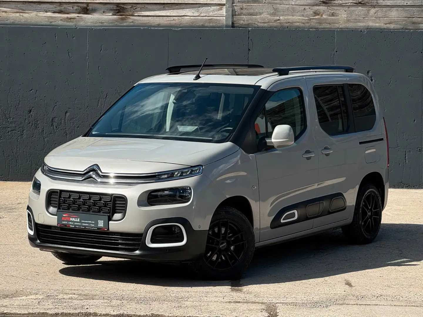 Citroen Berlingo Feel M PureTech Panorama Kamera PDC SHZ Beige - 1