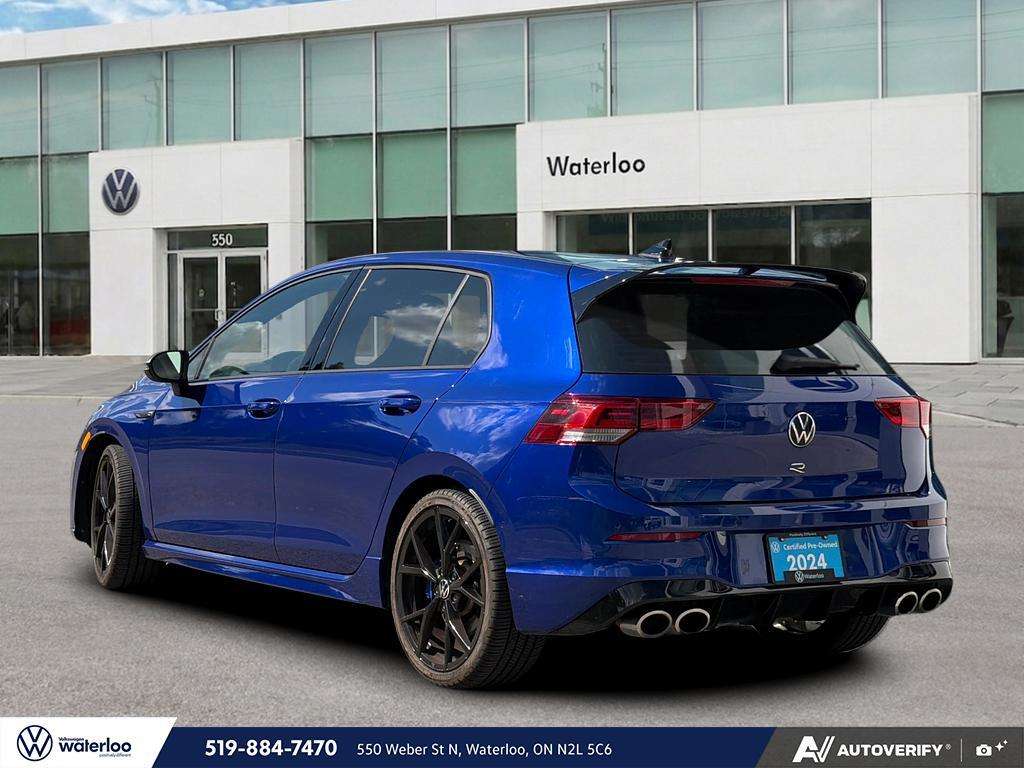 2024 Volkswagen Golf Manual | No Accidents | Carbon Decor Pkg | 3.99%* — снимка 1