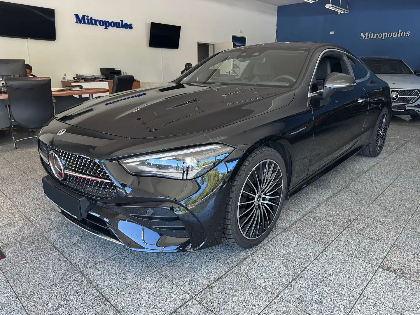 Mercedes-Benz CLE 200 AMG Line Advanced PlusPANO.NIGHT.MEMORY Noir - 2