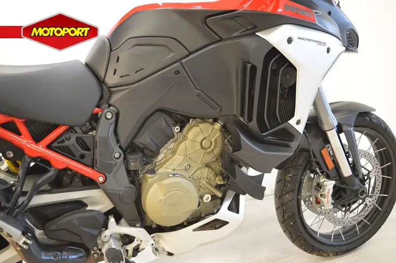 Ducati Multistrada V4 - foto 8