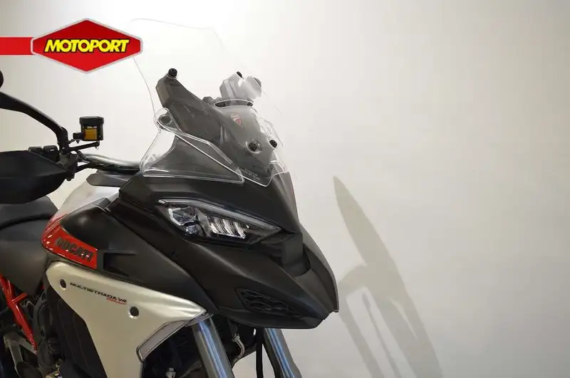 Ducati Multistrada V4 - foto 5