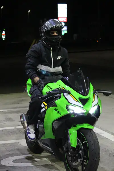 Kawasaki Ninja ZX-6R - foto 5