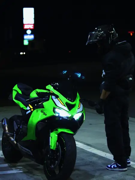 Kawasaki Ninja ZX-6R - foto 6