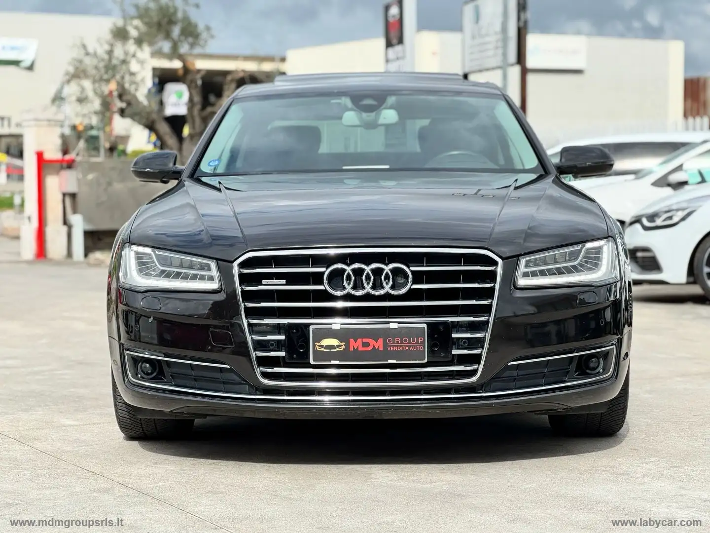 Audi A8 3.0 TDI 258 CV d. quattro tip. NIGHT VISION,HEAD-U Černá - 2