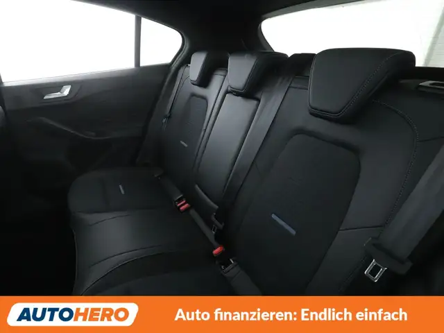 Ford Focus view 14