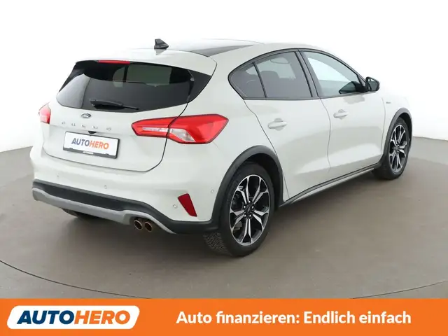 Ford Focus view 6