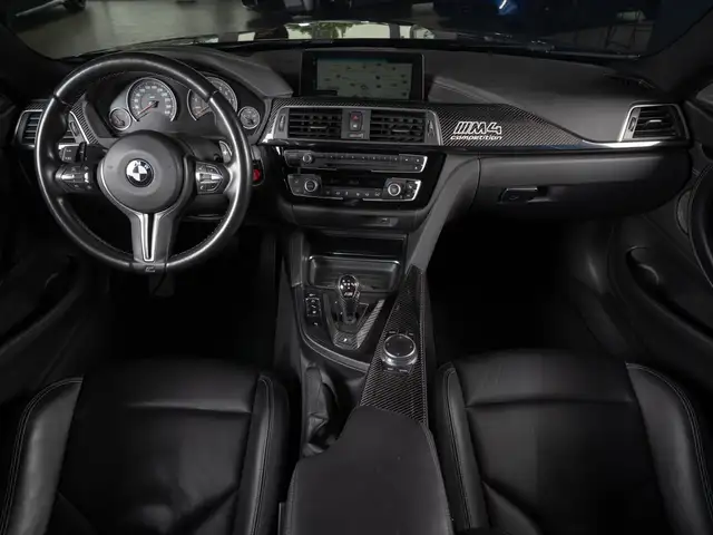 BMW M4 view 13