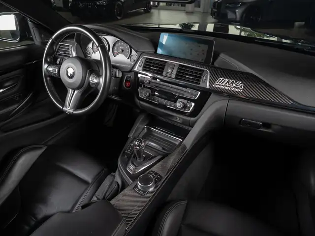 BMW M4 view 15