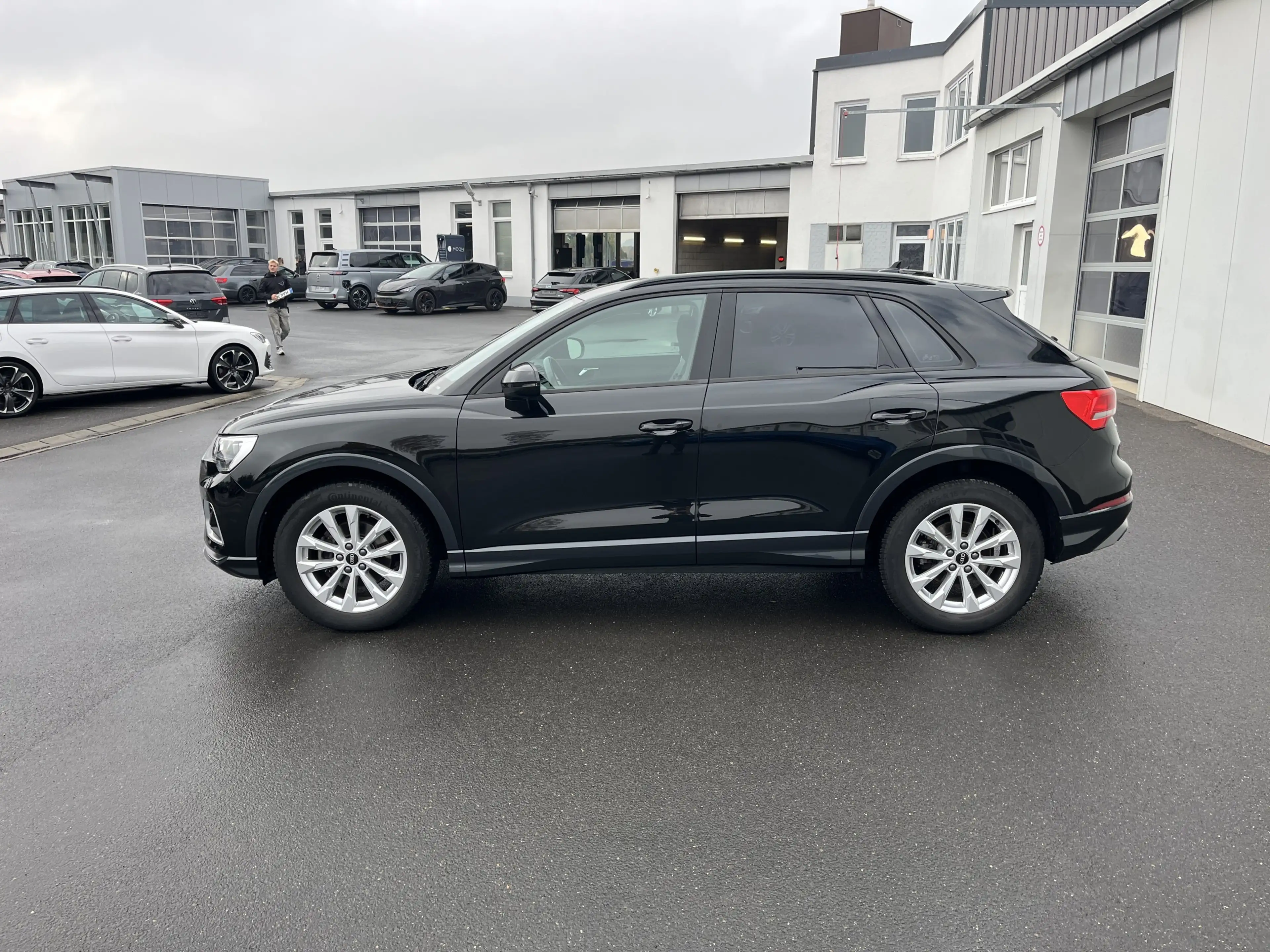 Audi Q3 35 2.0 TDI S tronic advanced 150€ m.20% Anz. Nav — photo 3