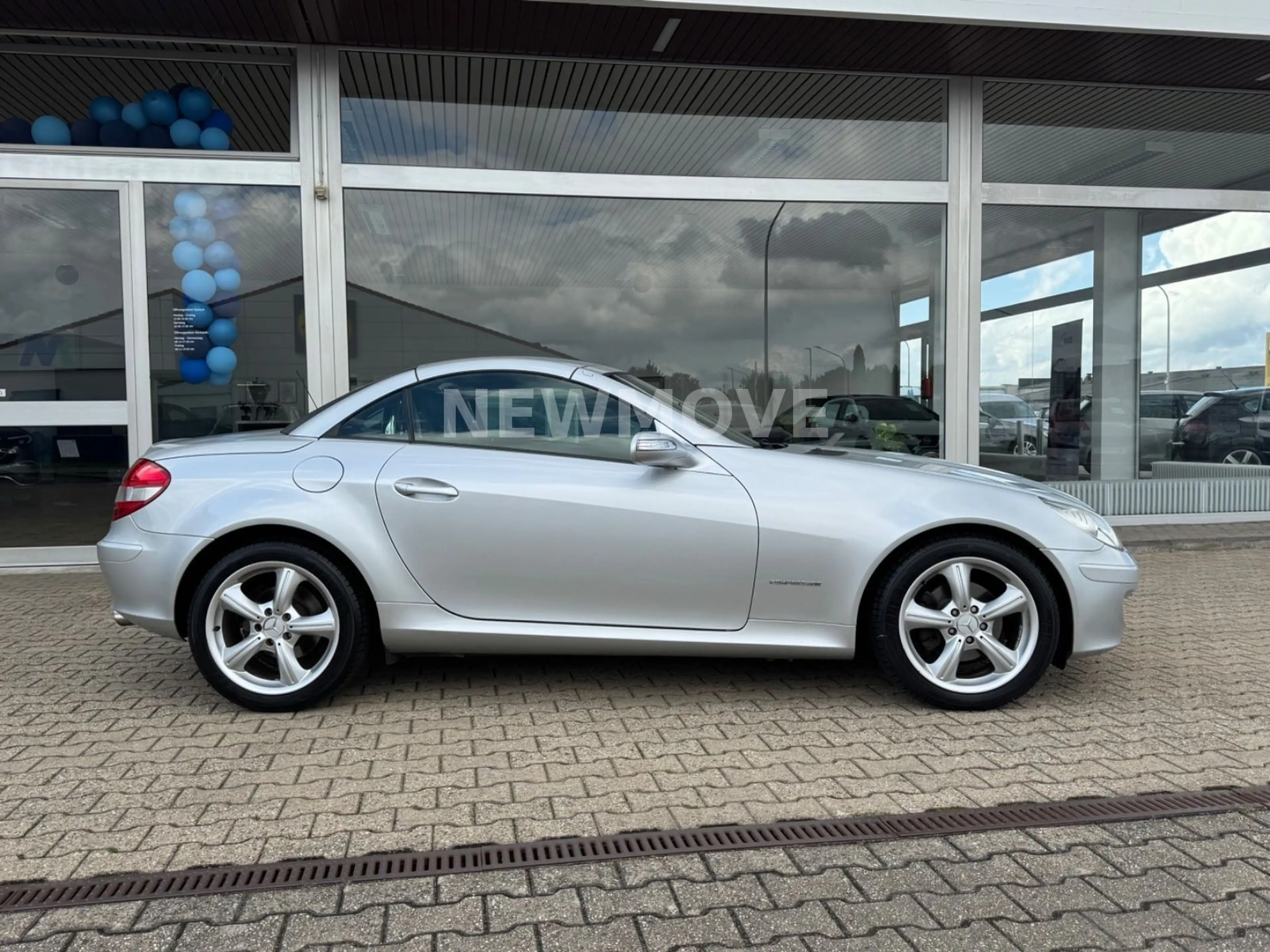 Mercedes-Benz SLK 200 Kompressor Auto. SHZ Airscarf CD — photo 9