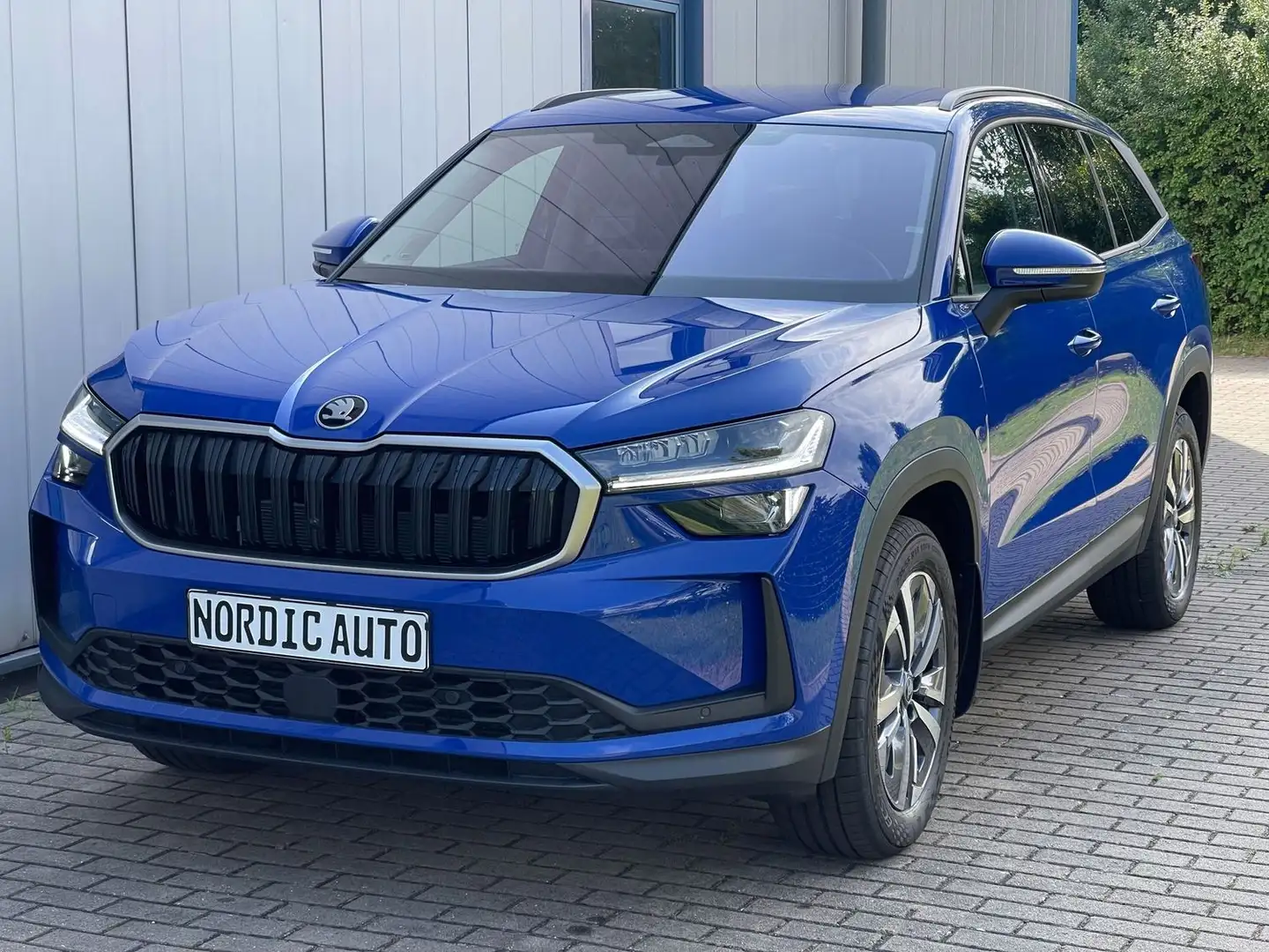 Skoda Kodiaq 1.5 TSI 7Sitzer+Kamera+AHK+ACC+Keyless+Canton Azul - 1