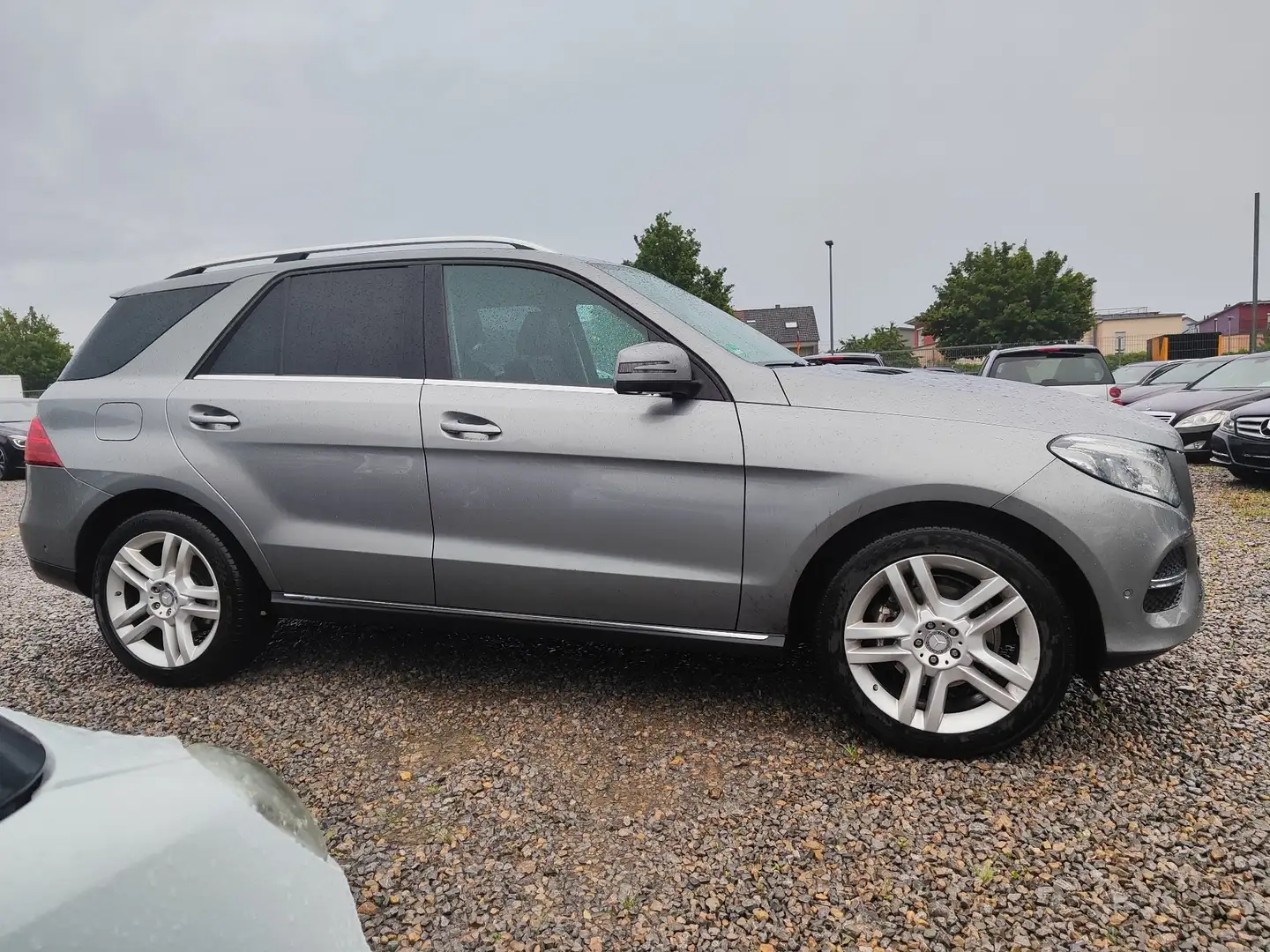 Mercedes-Benz GLE 250 d 4Matic 9G-TRONIC Exclusive - 2