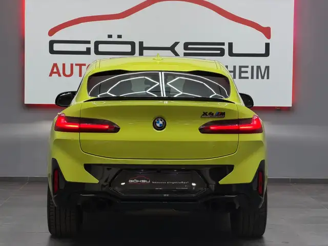 BMW X4 M view 6