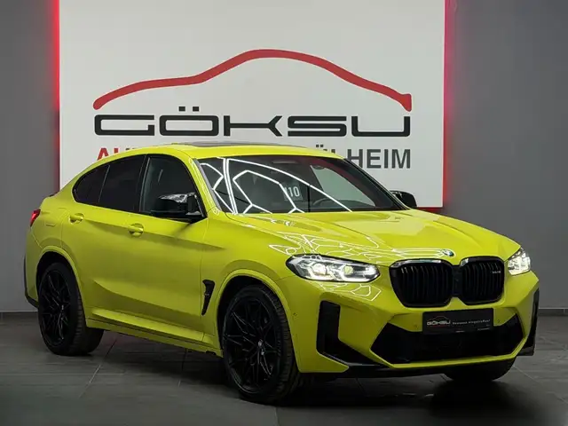 BMW X4 M view 4