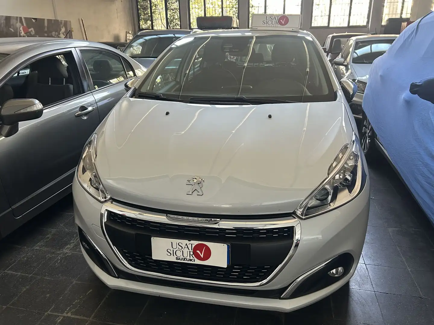 Peugeot 208 PureTech Turbo 110 S&S 5 porte Allure Bianco - 1