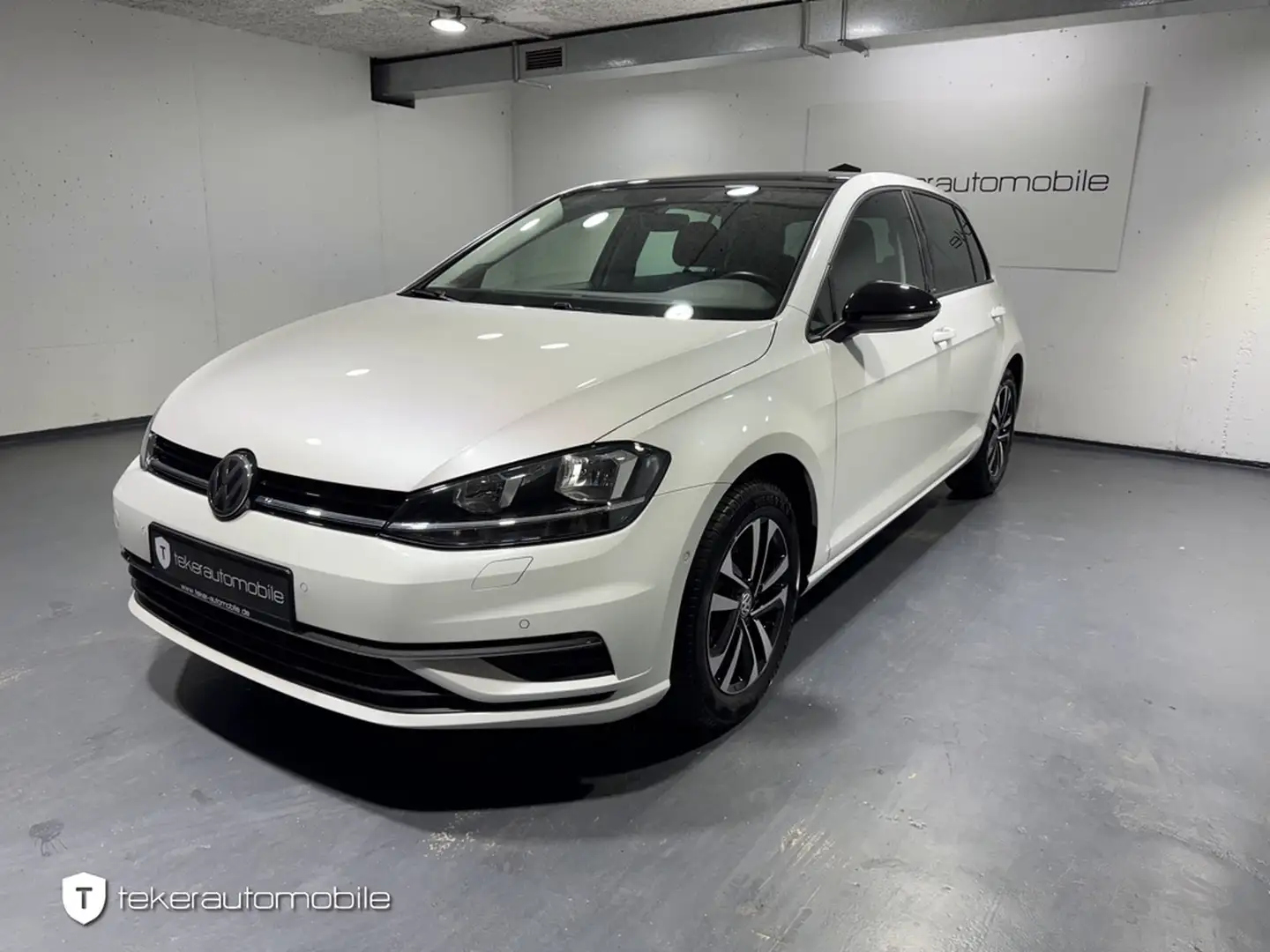 Volkswagen Golf VII 1.0 TSI *CarPlay*Kamera*Pano* Weiß - 1