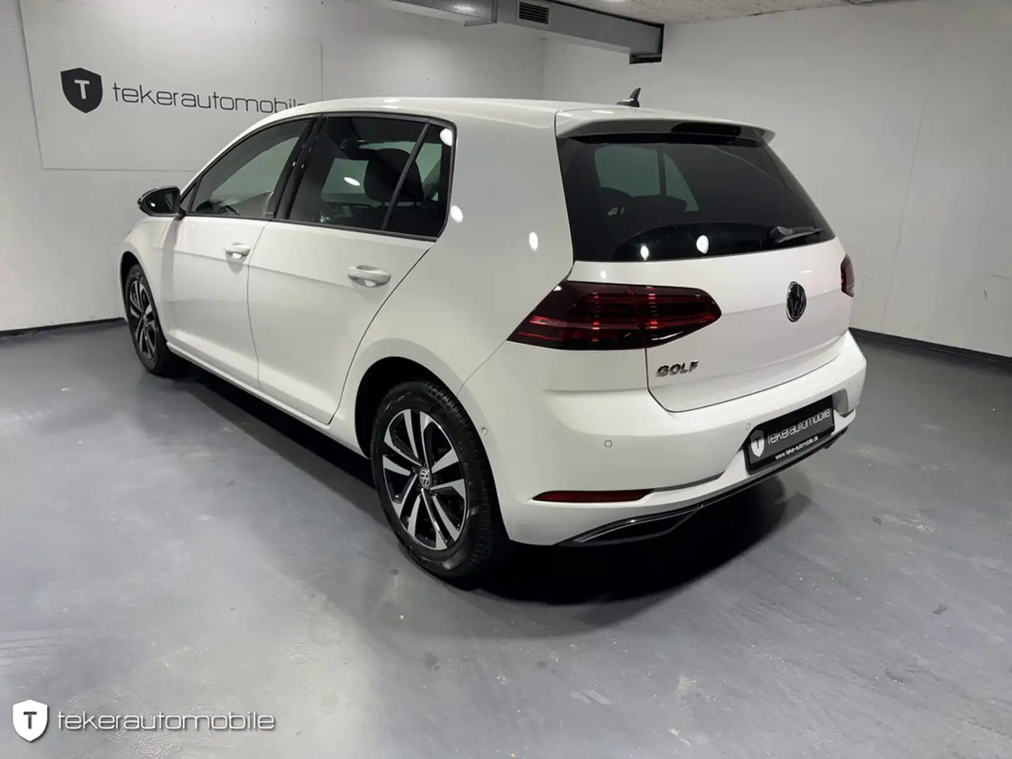 Volkswagen Golf VII 1.0 TSI *CarPlay*Kamera*Pano* Weiß - 2