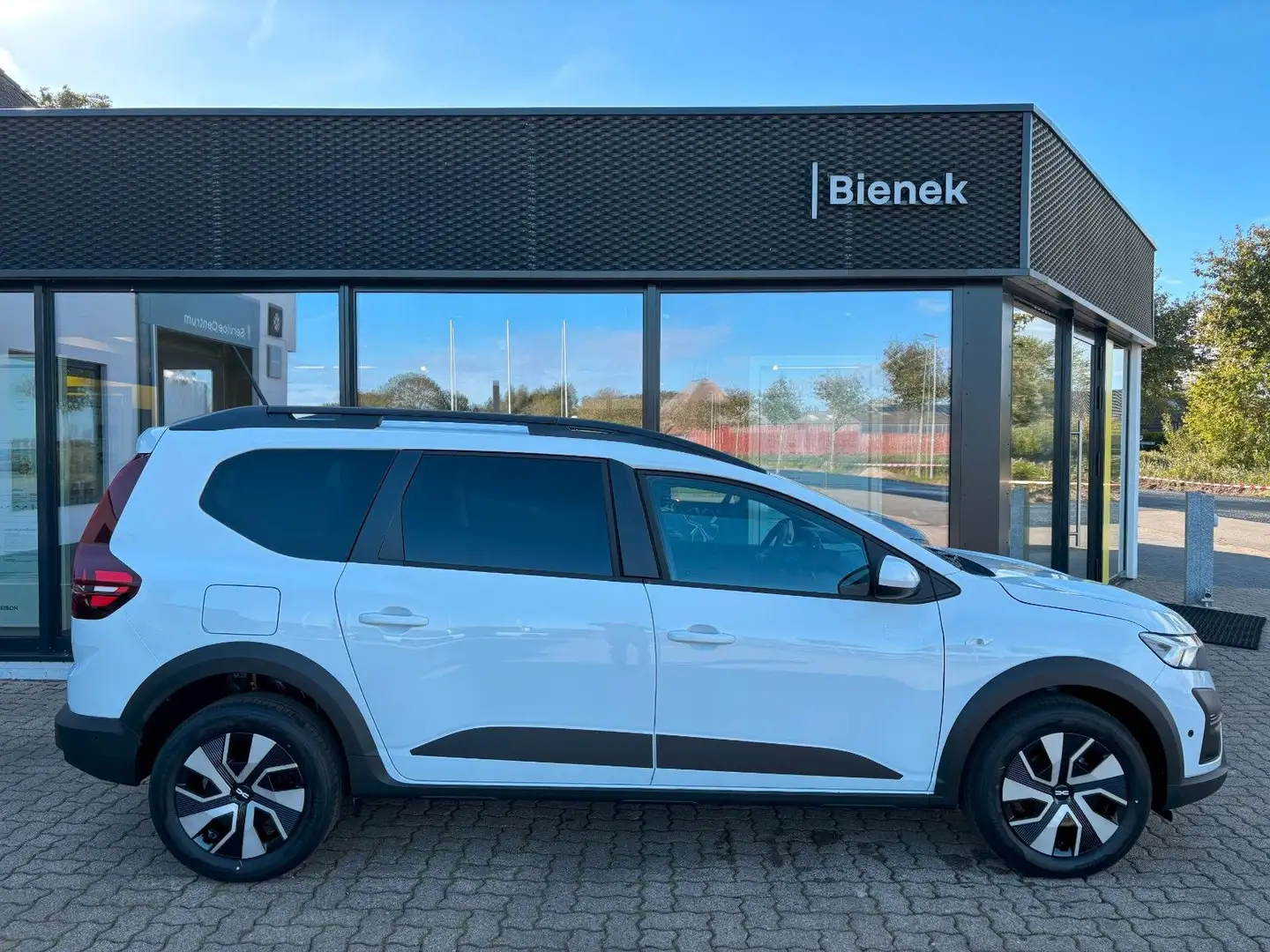 Dacia Jogger TCe 110 Expression 5-Sitzer Blanco - 1