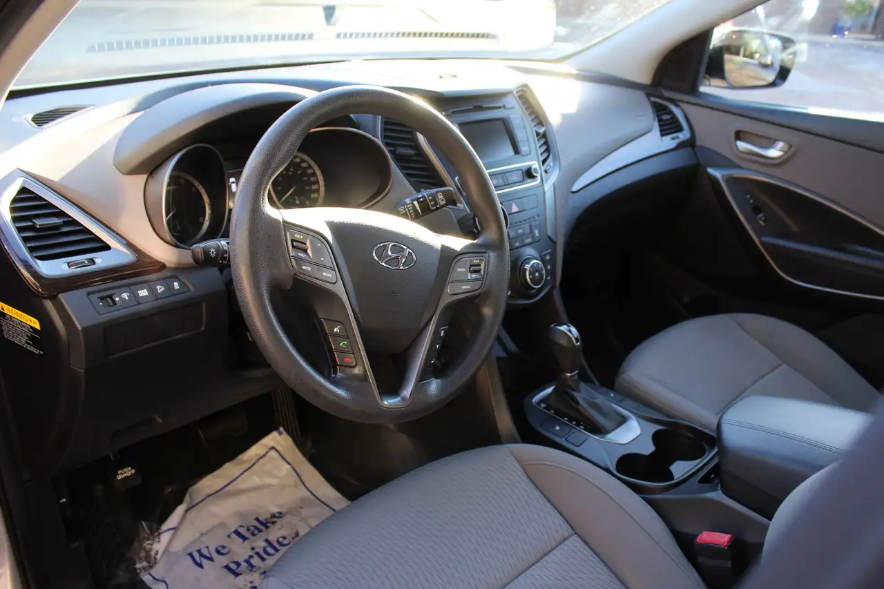 Hyundai SANTA FE снимка Hyundai SANTA FE