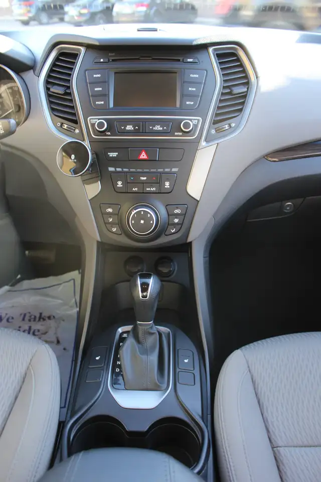 Hyundai SANTA FE снимка Hyundai SANTA FE