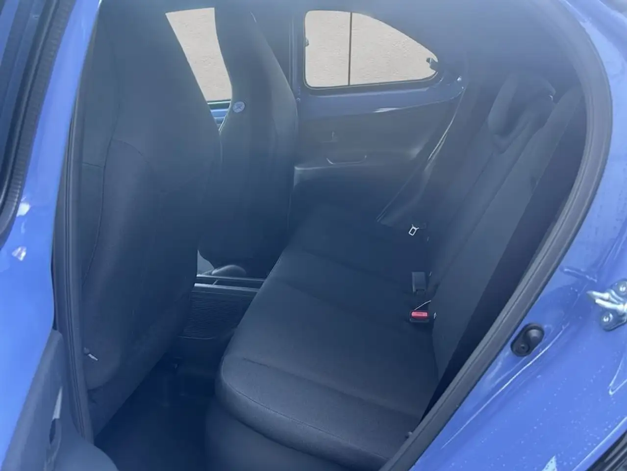 Toyota Aygo X X 1,5 Hybrid Teamplayer *Sitzheizung* 13