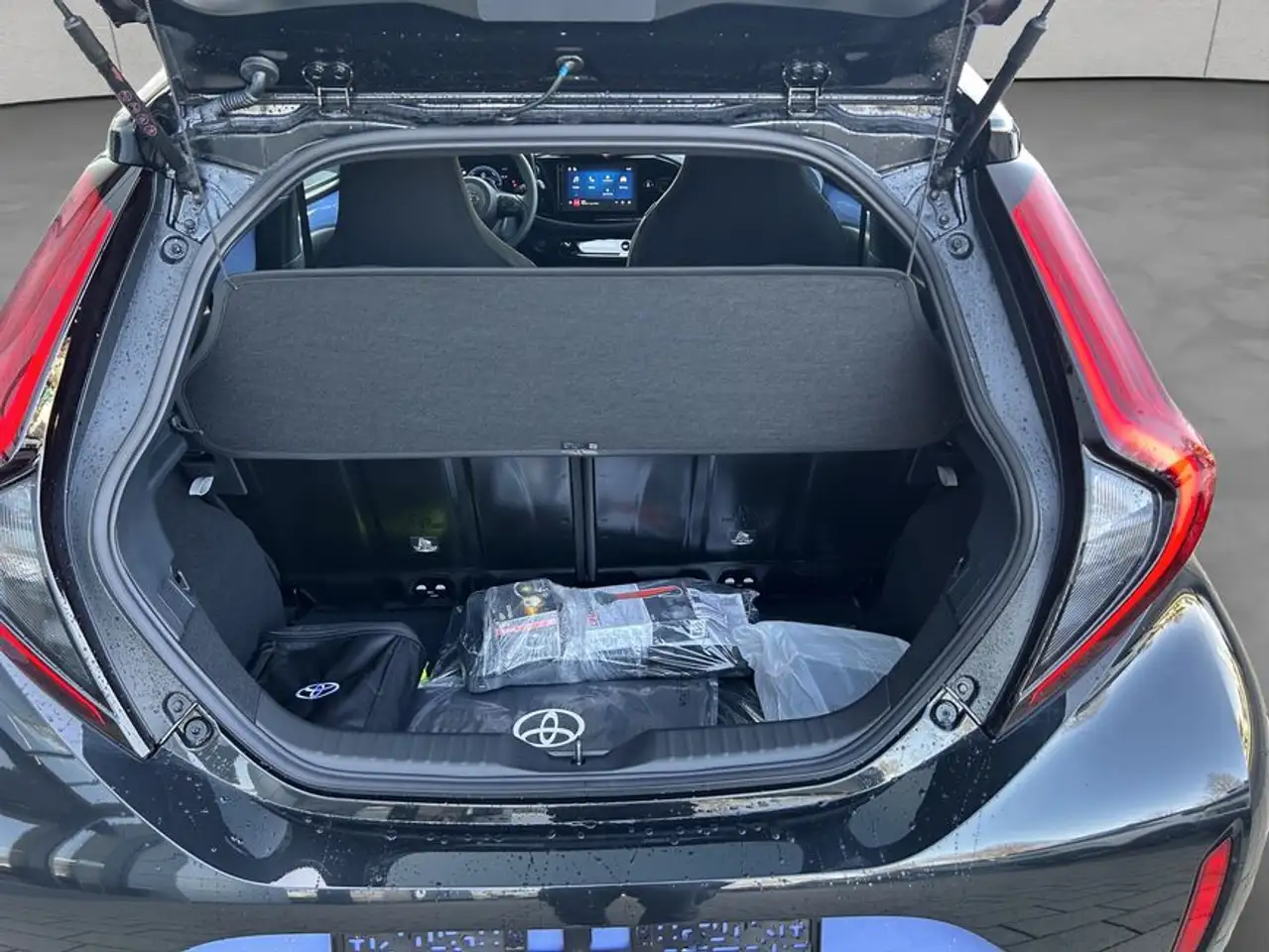 Toyota Aygo X X 1,5 Hybrid Teamplayer *Sitzheizung* 4
