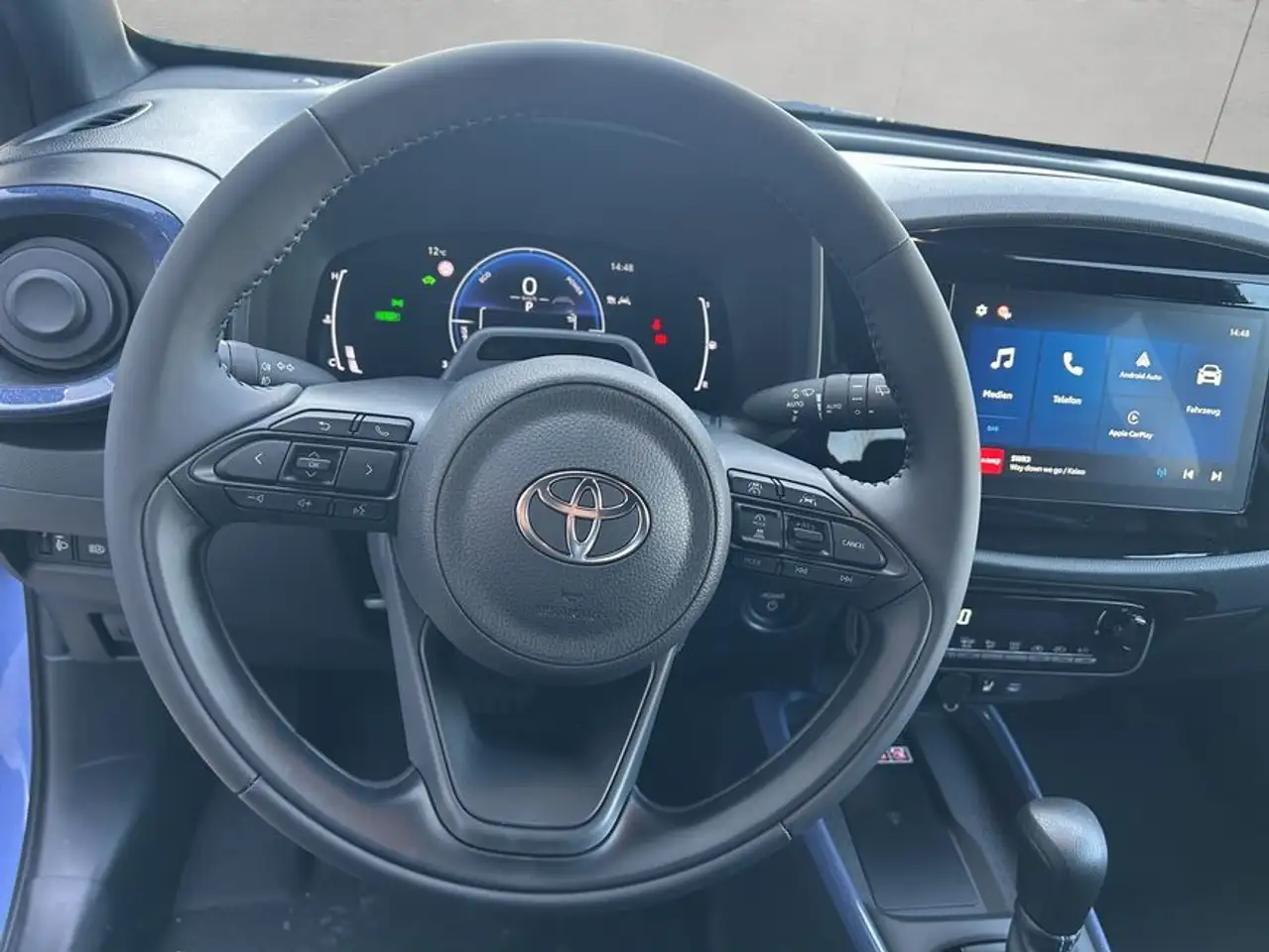 Toyota Aygo X X 1,5 Hybrid Teamplayer *Sitzheizung* 10