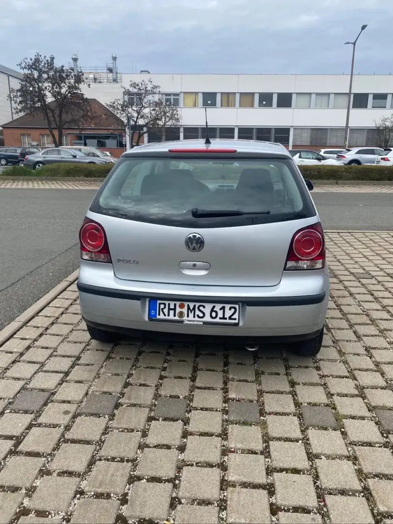 Volkswagen Polo 1..2 Silber - 2