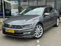 Volkswagen Passat 2.0 TDI Business Edition R l ACC l PANO l XENON Gris - thumbnail 1