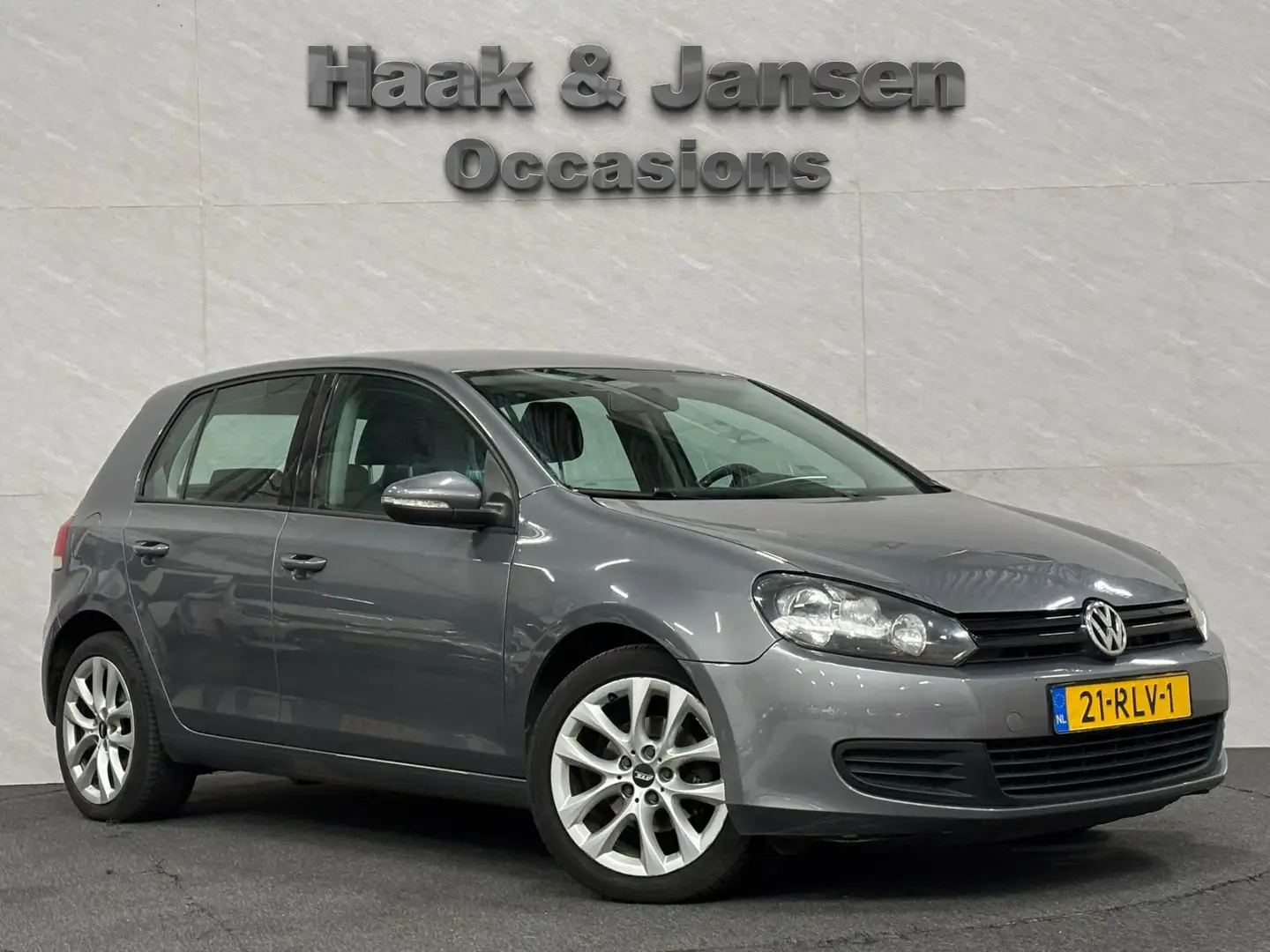 Volkswagen Golf 1.2 TSI Trendline BlueMotion - Multimediascherm - Grau - 2