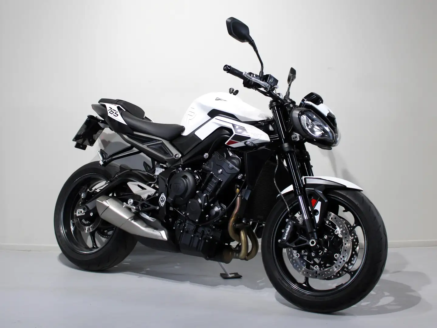 Triumph Street Triple R - 2