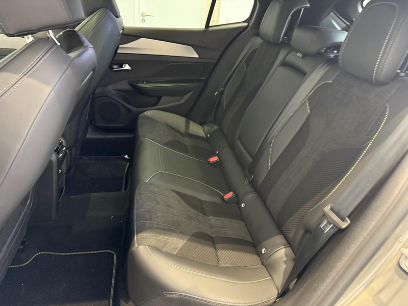 Peugeot 408 e-408 GT Avantage 58 kWh | APPLE CARPLAY & ANDROID — photo 10