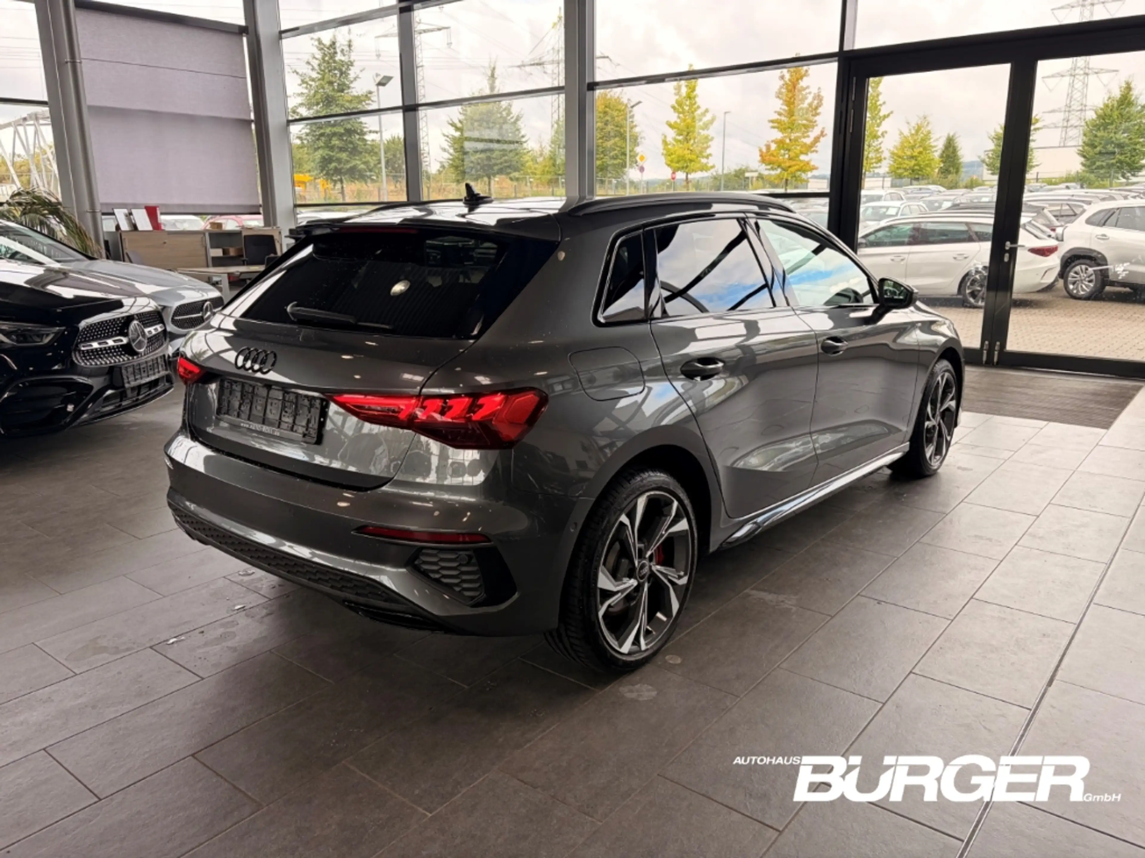 Audi A3 Sportback 45 TFSIe 2x S Line el. HK Matrix Kamera — photo 4