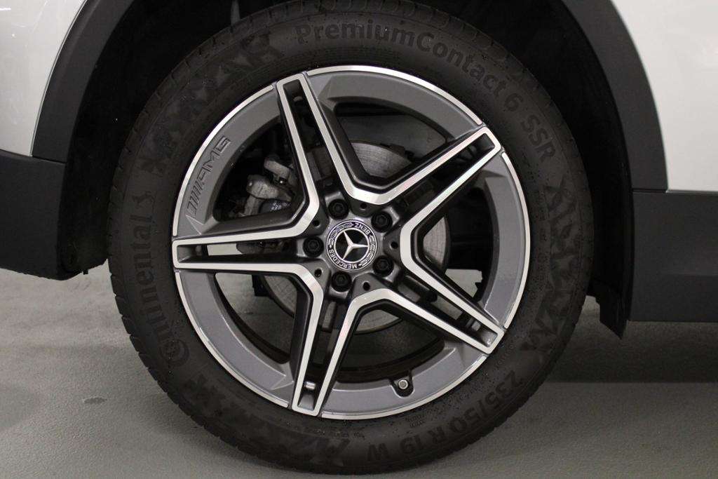 Mercedes-Benz GLA 180