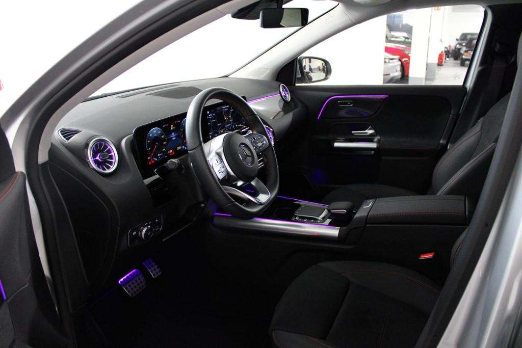 Mercedes-Benz GLA 180