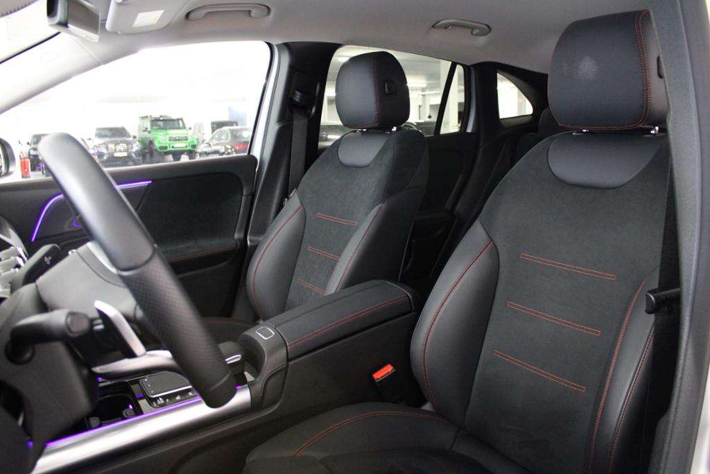 Mercedes-Benz GLA 180