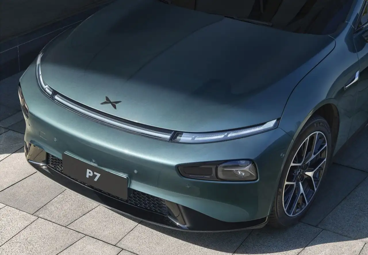 XPENG P7