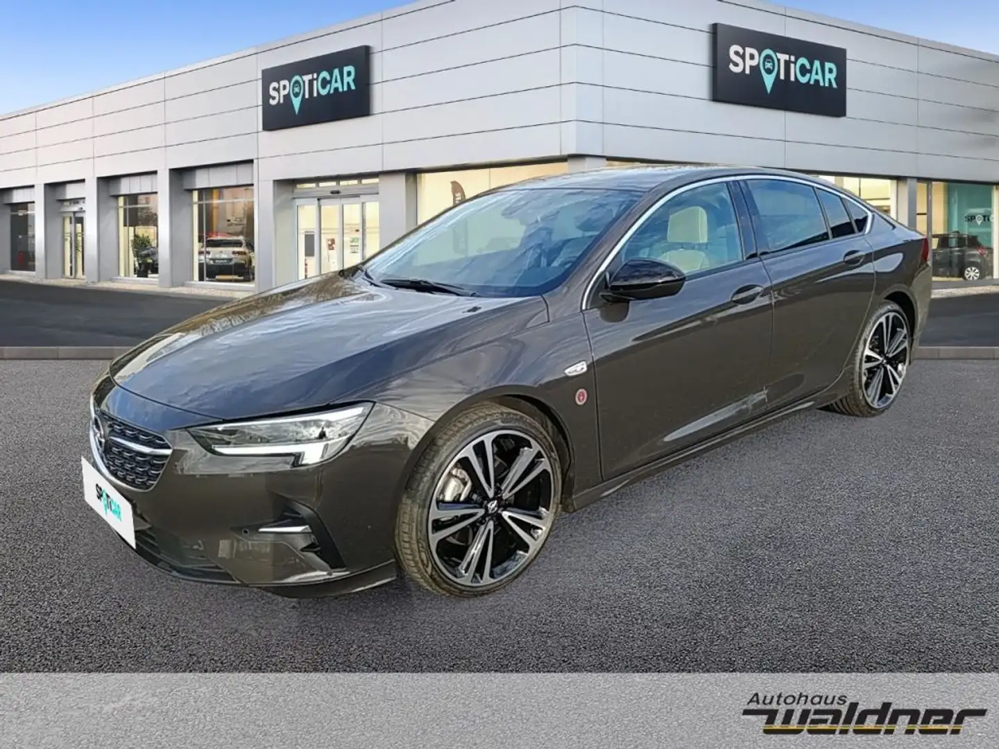 Opel Insignia Grand Sport 2.0 Turbo GS Line Plus Braun - 1