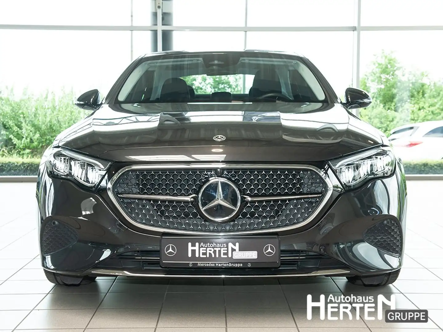 Mercedes-Benz E 200 AVANTGARDE+18ZOLL+KEYLESS+LED+NAVI+KAMERA Grijs - 2
