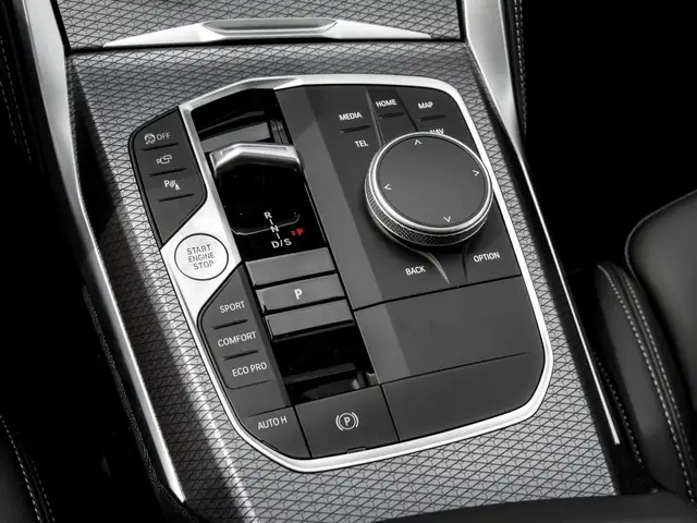 BMW 4 Series view 10